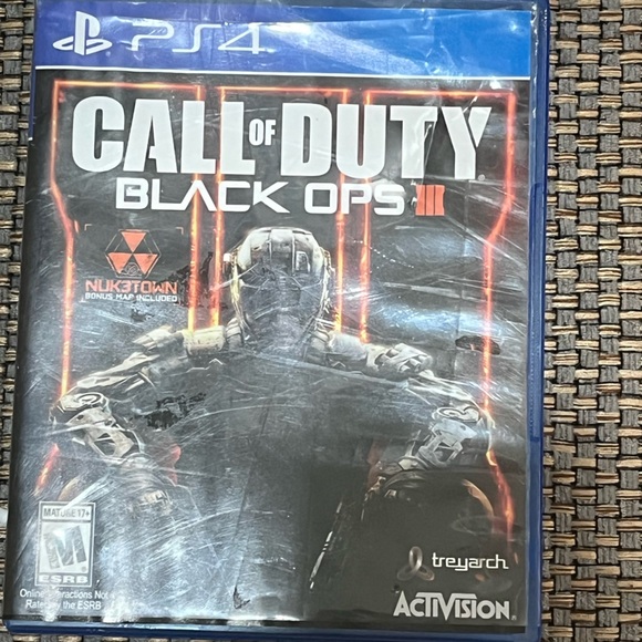 Preowned Call of Duty: Black Ops III for PS4 - Blue Case - Picture 1 of 15